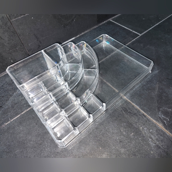 3 Acrylic Organizers - Picture 3 of 8